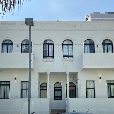 Yona 8 Bed & Breakfast Tel Aviv Bagian luar foto