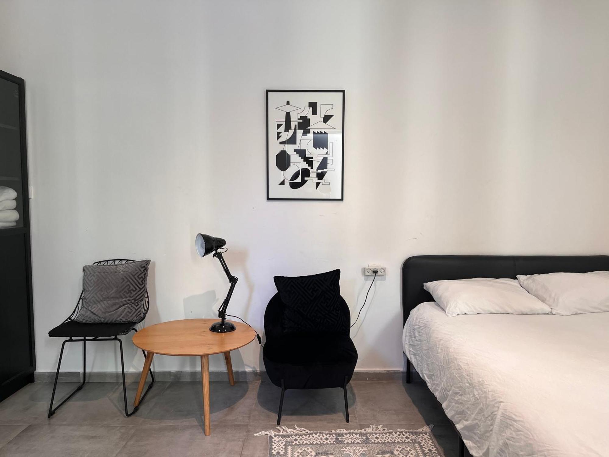 Yona 8 Bed & Breakfast Tel Aviv Ruang foto