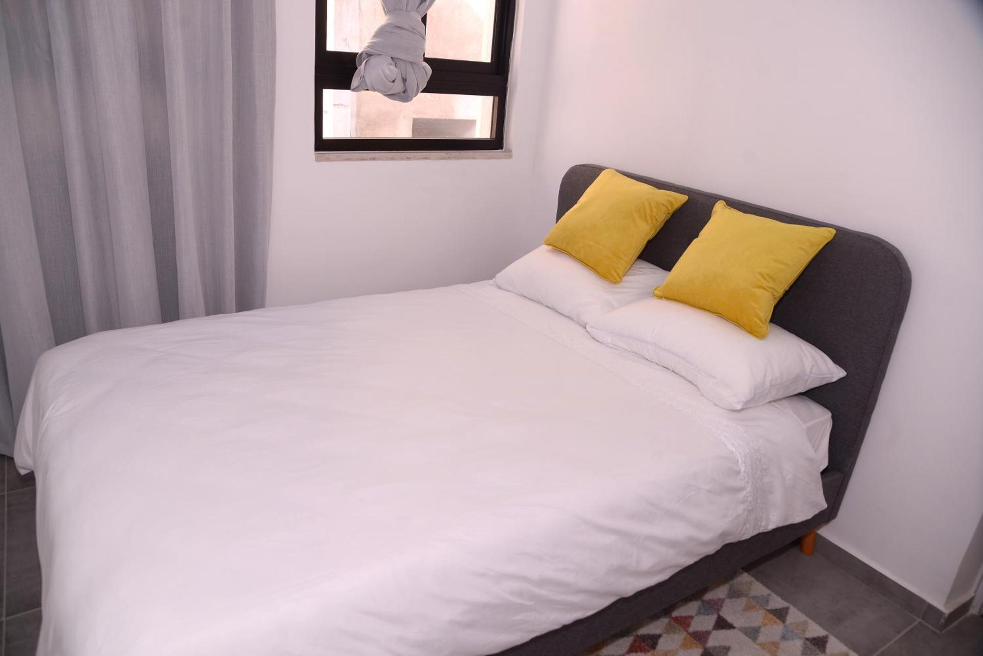 Yona 8 Bed & Breakfast Tel Aviv Ruang foto