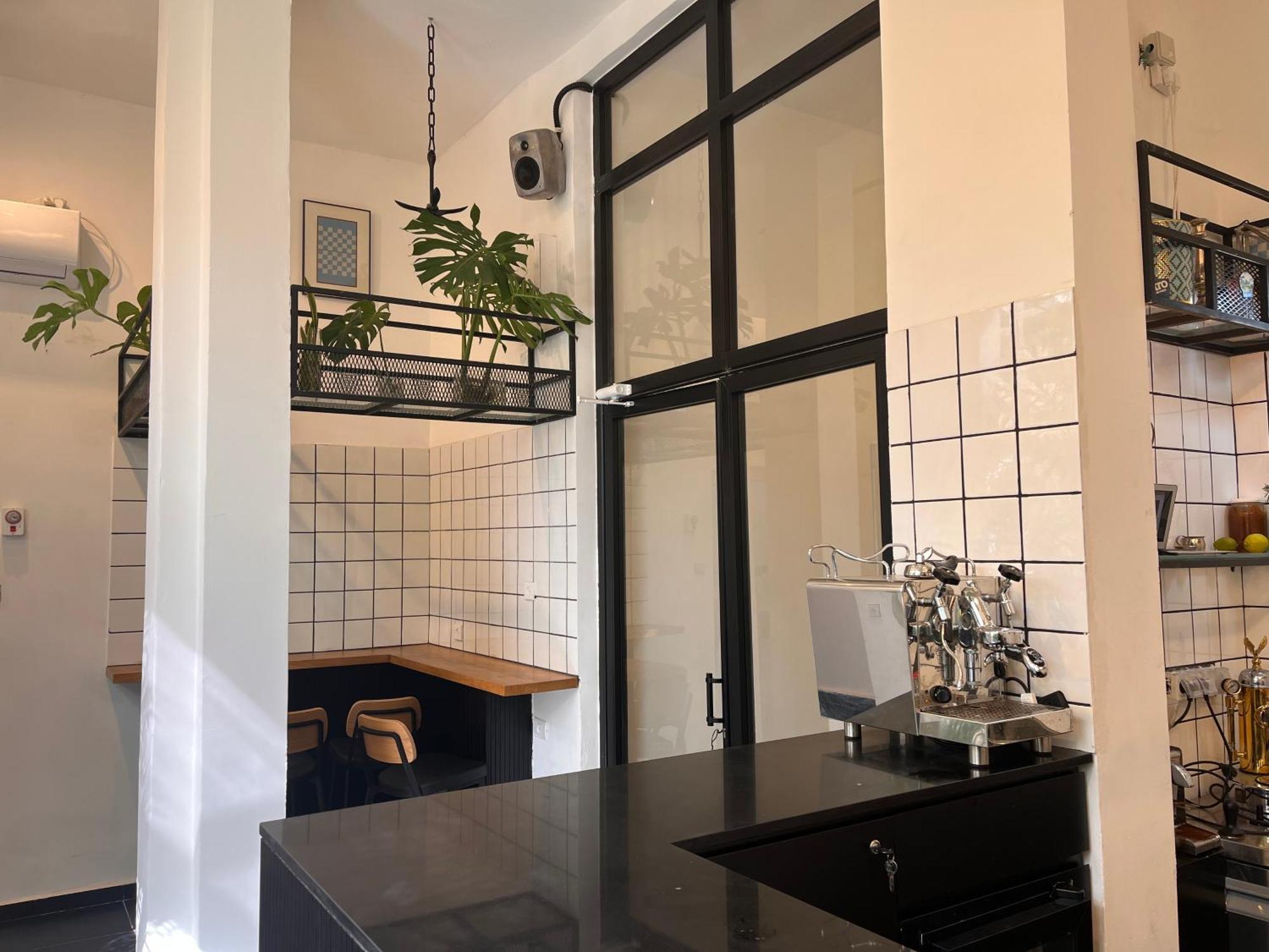 Yona 8 Bed & Breakfast Tel Aviv Bagian luar foto