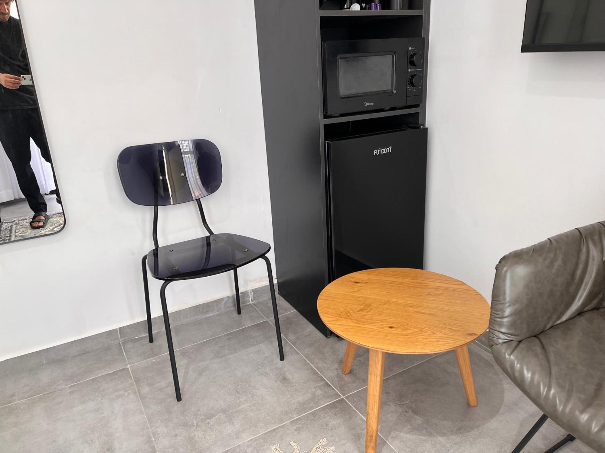 Yona 8 Bed & Breakfast Tel Aviv Ruang foto