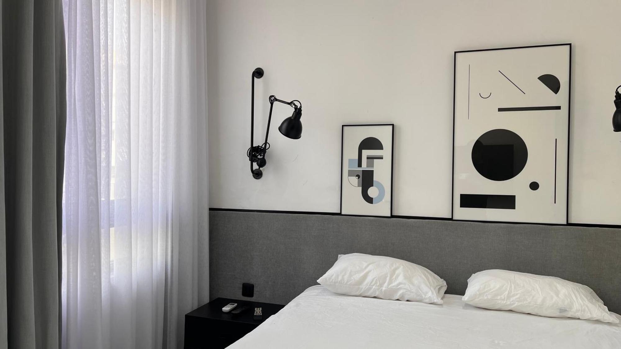 Yona 8 Bed & Breakfast Tel Aviv Ruang foto