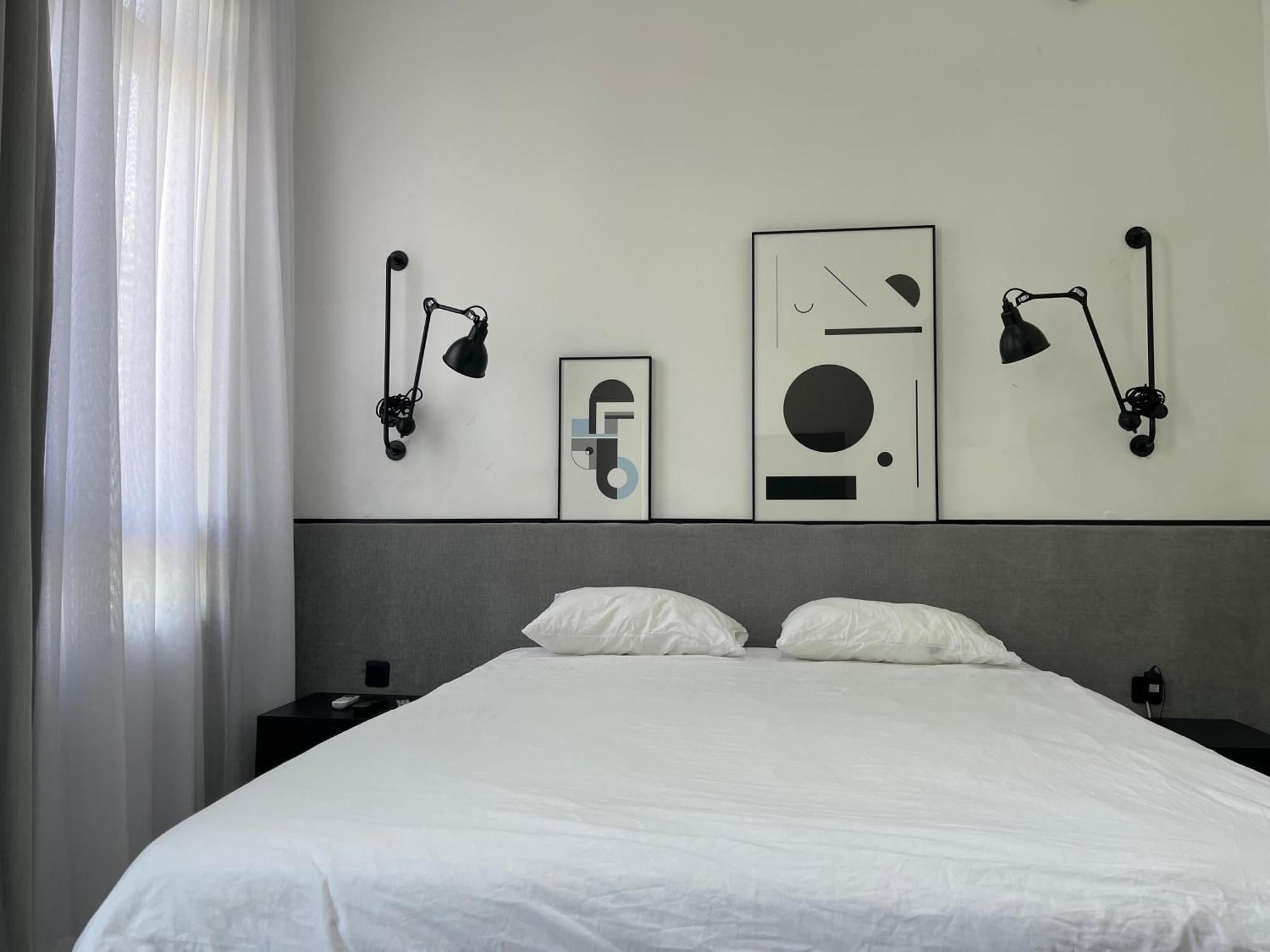 Yona 8 Bed & Breakfast Tel Aviv Ruang foto
