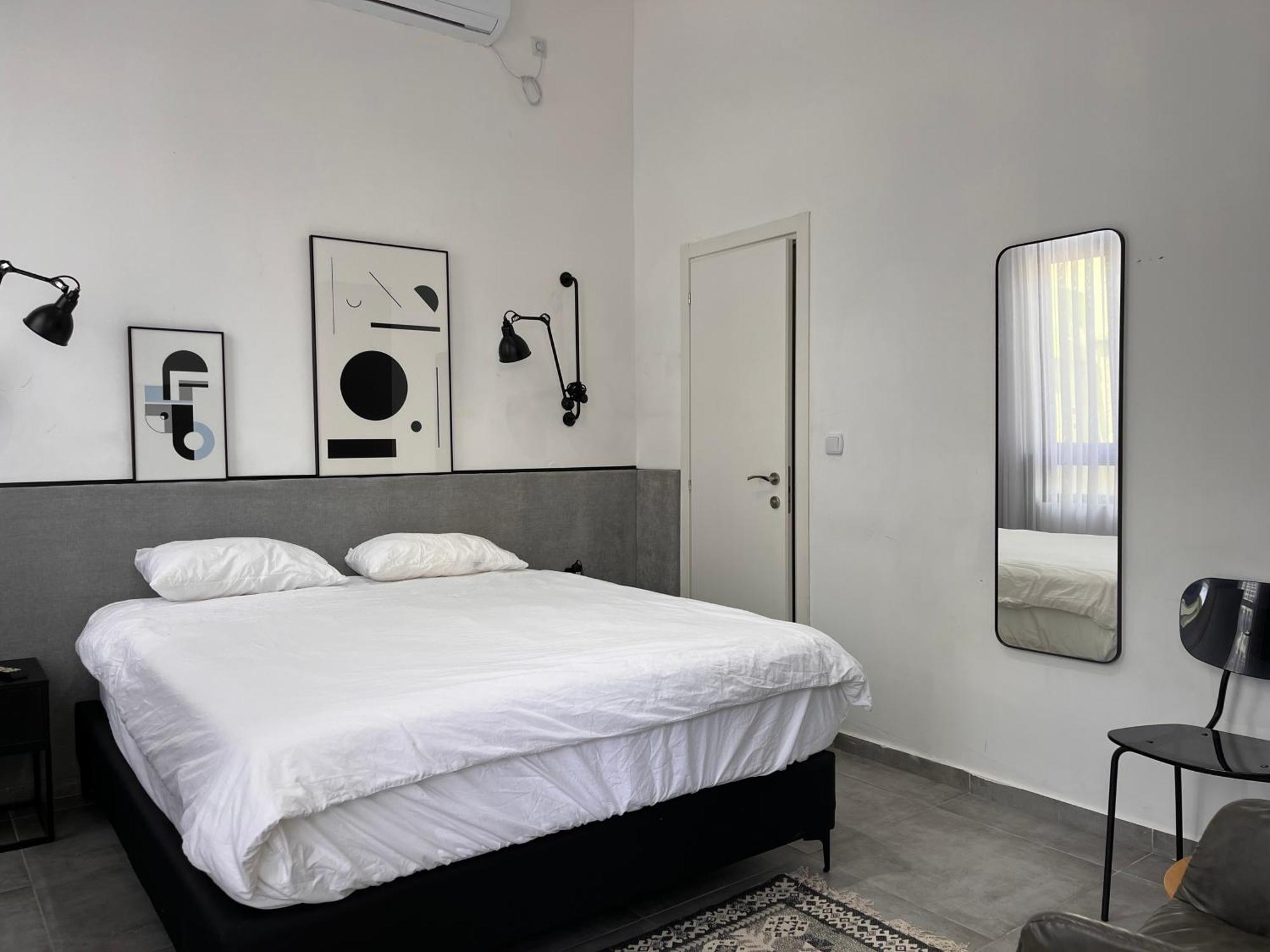 Yona 8 Bed & Breakfast Tel Aviv Ruang foto