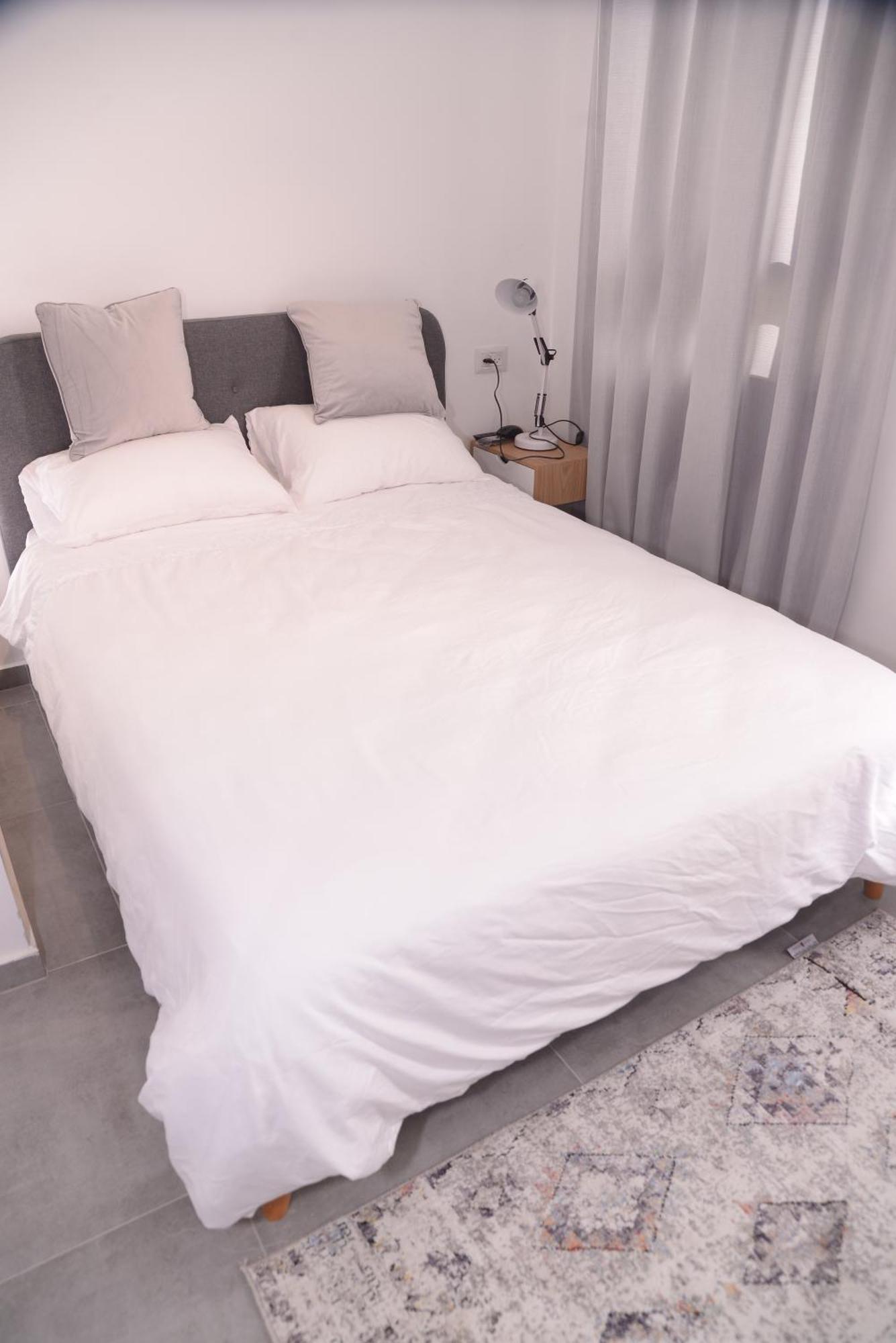 Yona 8 Bed & Breakfast Tel Aviv Ruang foto