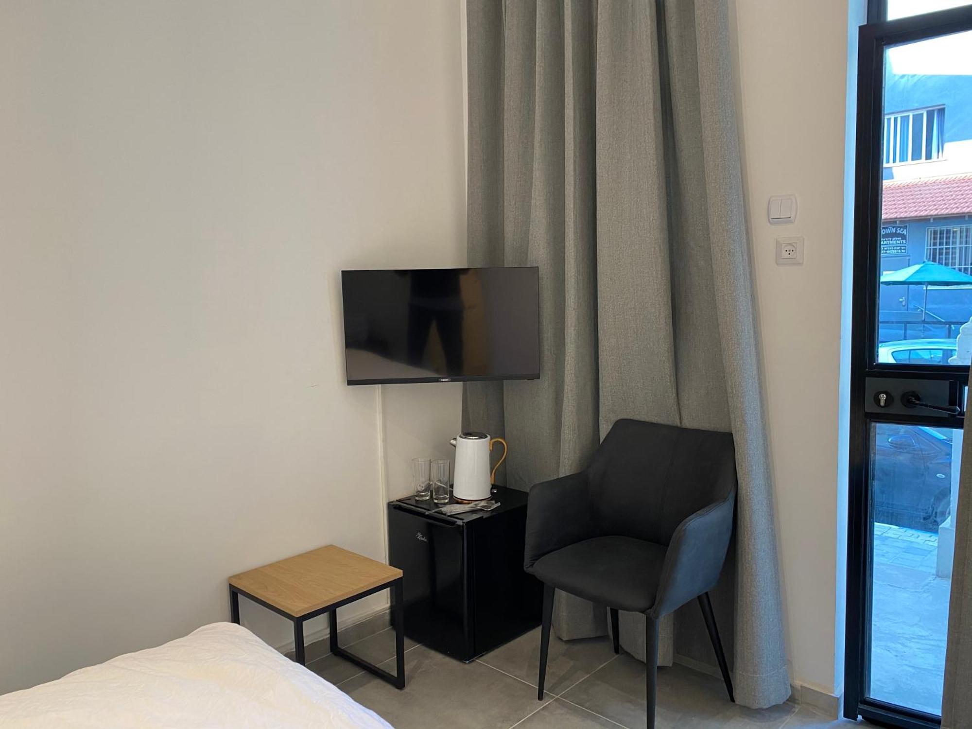 Yona 8 Bed & Breakfast Tel Aviv Ruang foto