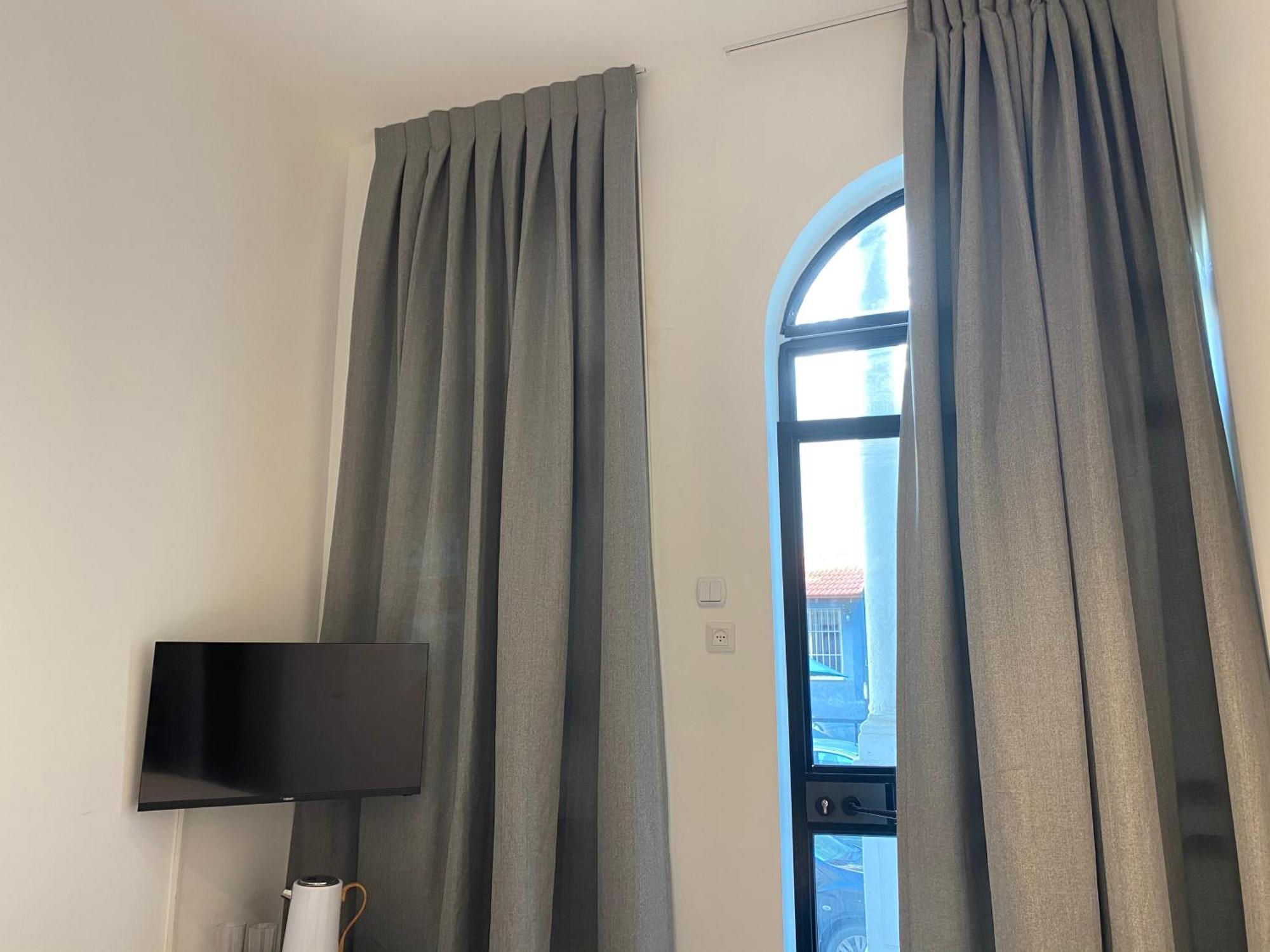 Yona 8 Bed & Breakfast Tel Aviv Ruang foto