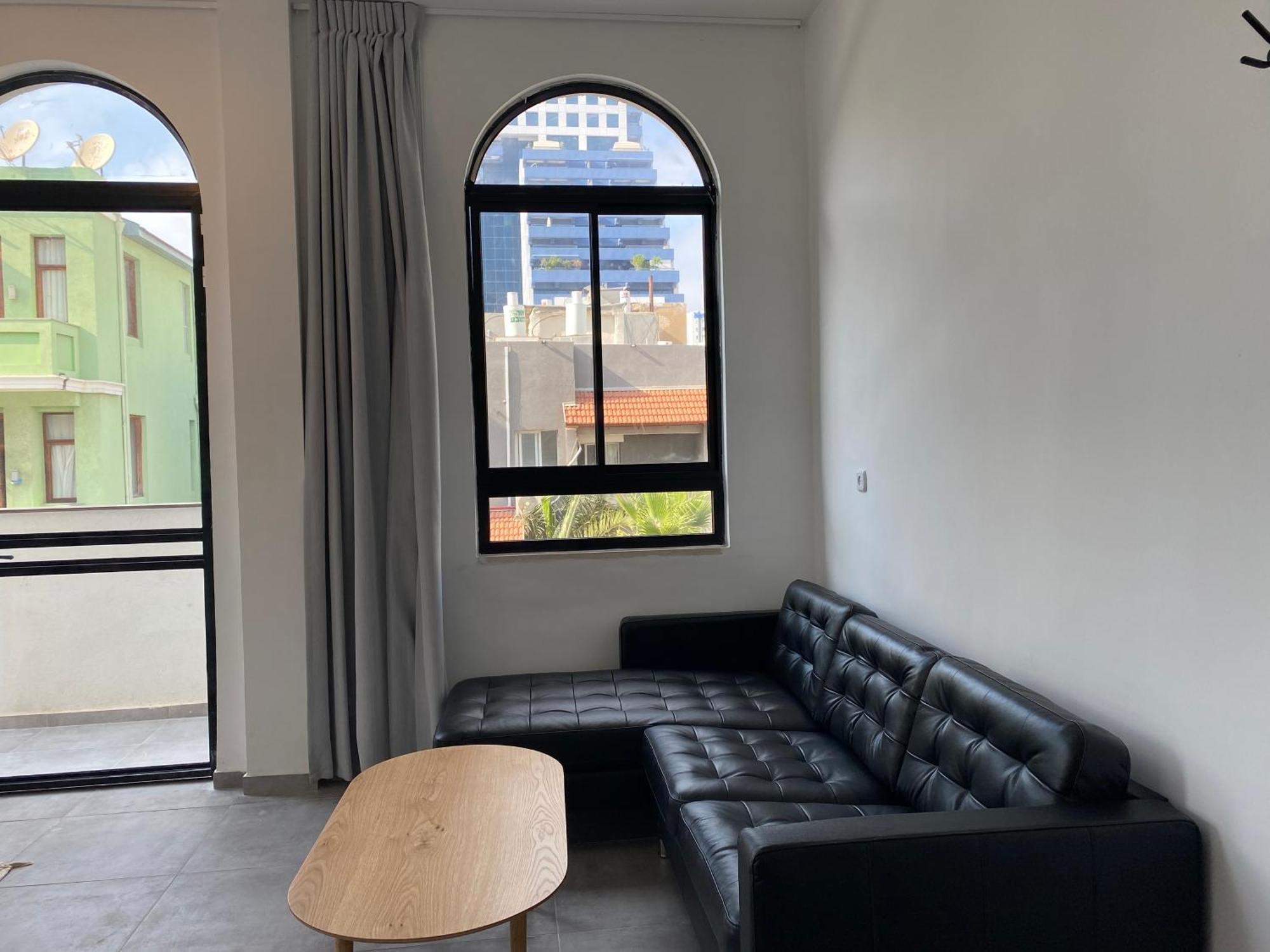 Yona 8 Bed & Breakfast Tel Aviv Ruang foto